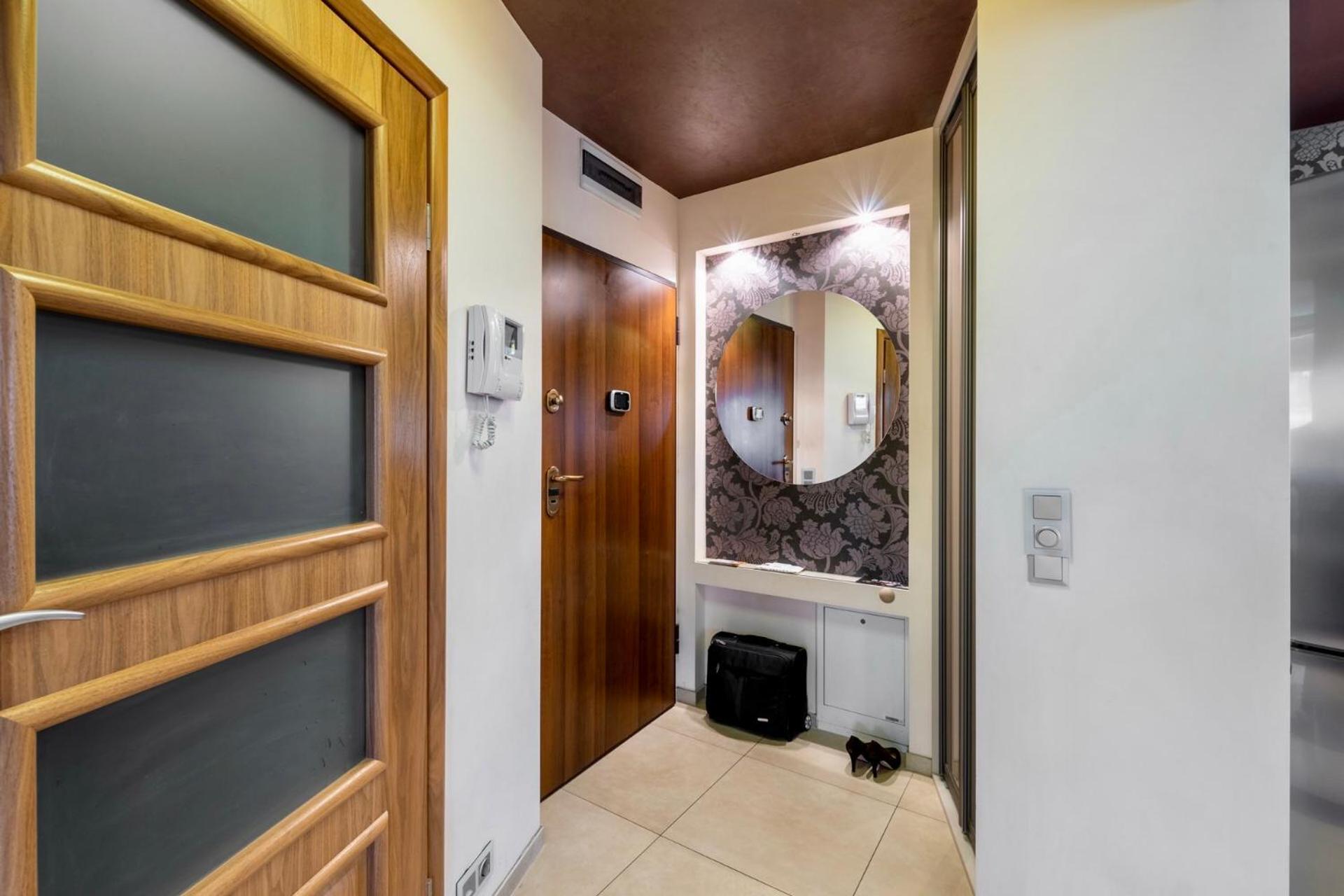 Apartament Rondo Verona - Free, Secure Parking For Guests Breslavia Exterior foto